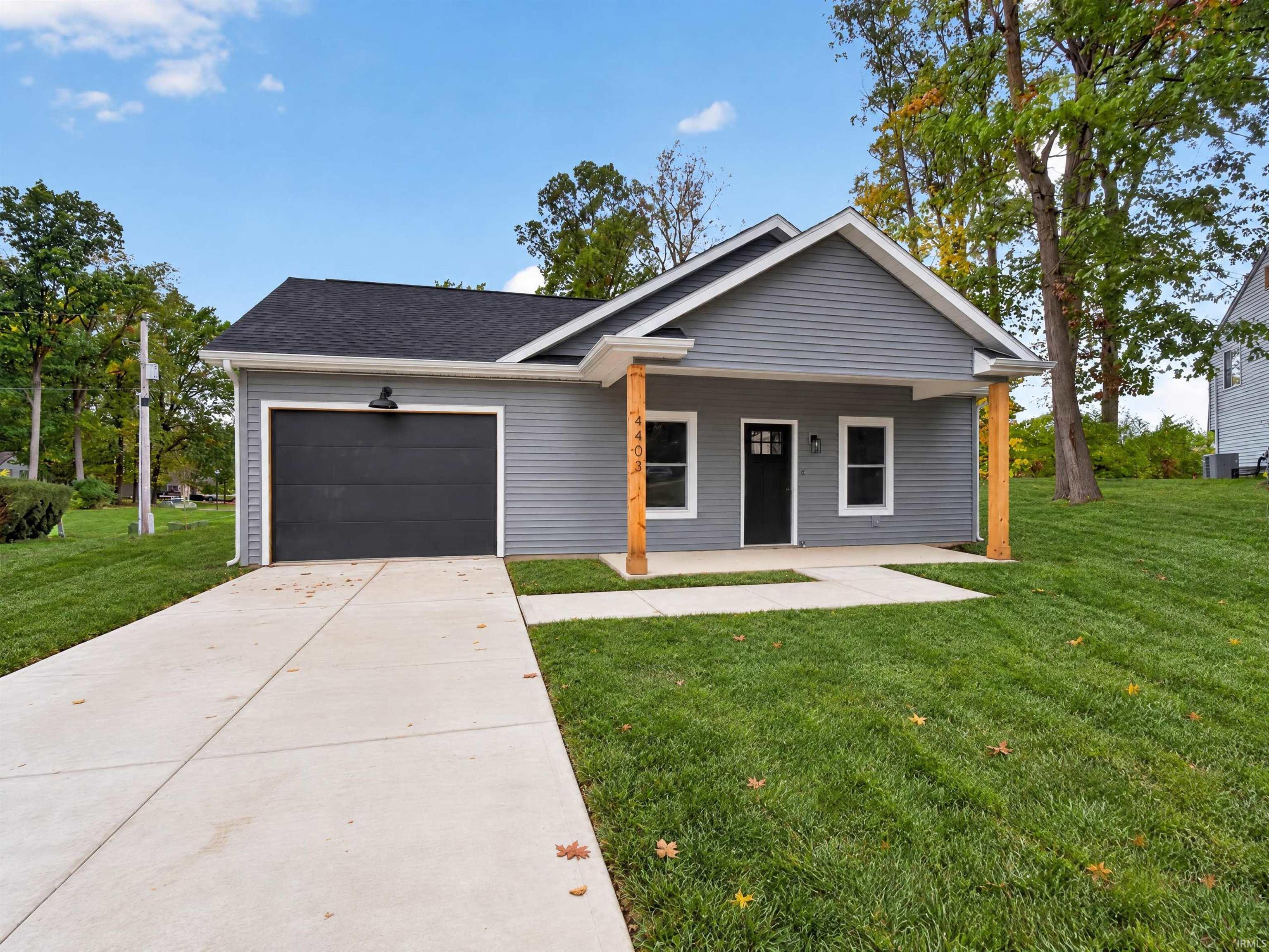 4403 Eagledale Court Fort Wayne IN 46816