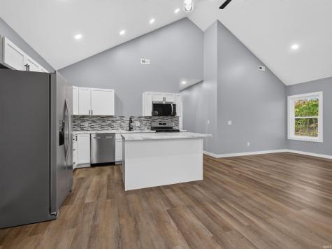 4403 Eagledale Court Fort Wayne IN 46816