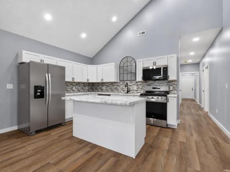 4403 Eagledale Court Fort Wayne IN 46816
