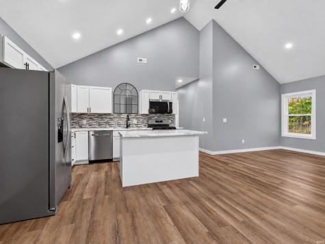 4403 Eagledale Court Fort Wayne IN 46816