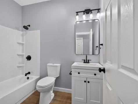 4403 Eagledale Court Fort Wayne IN 46816