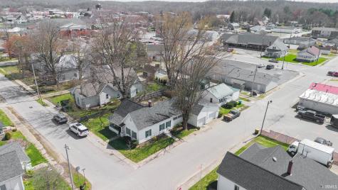 368 W North Street Spencer IN 47460