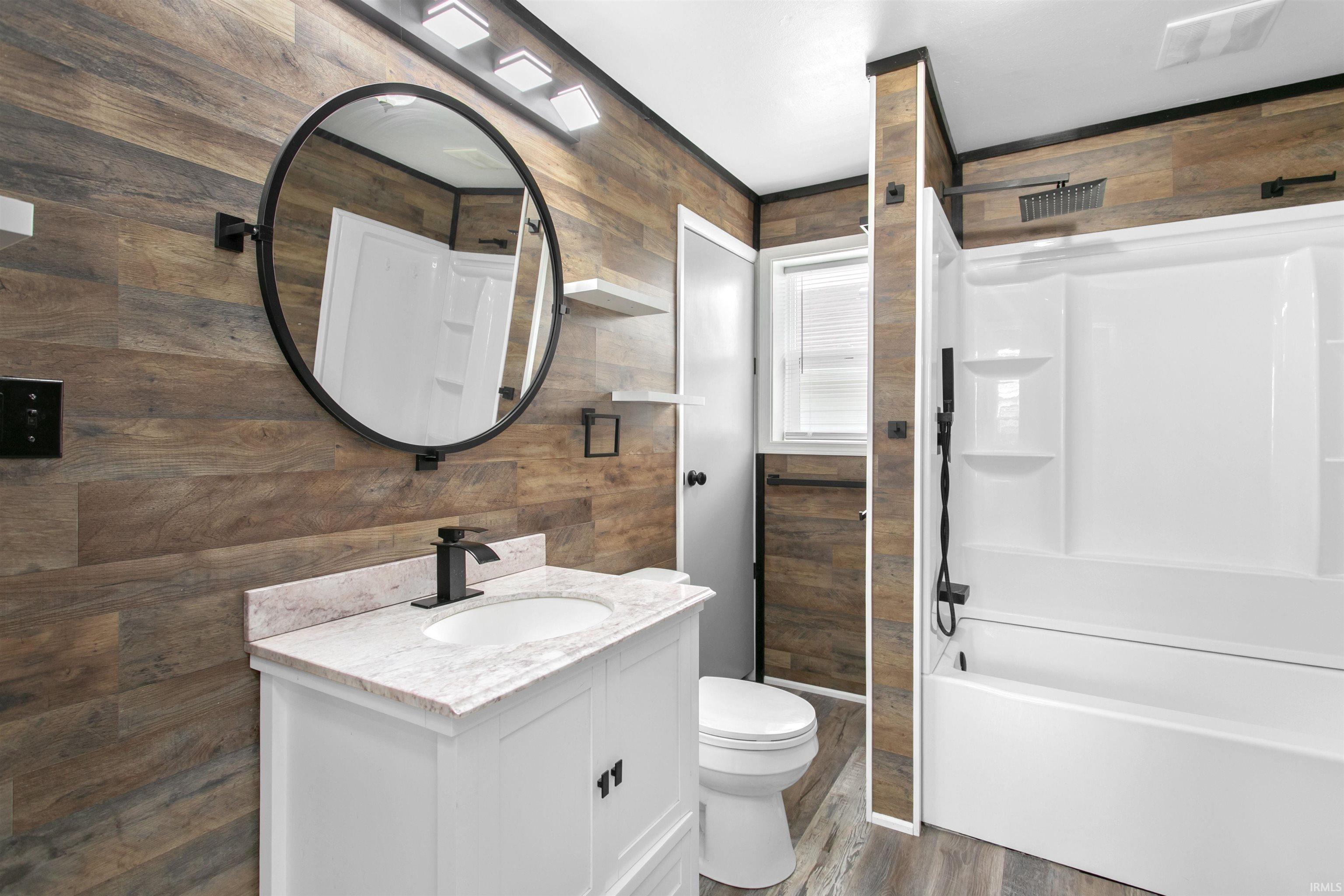 223 Prairie Avenue Mishawaka IN 46544