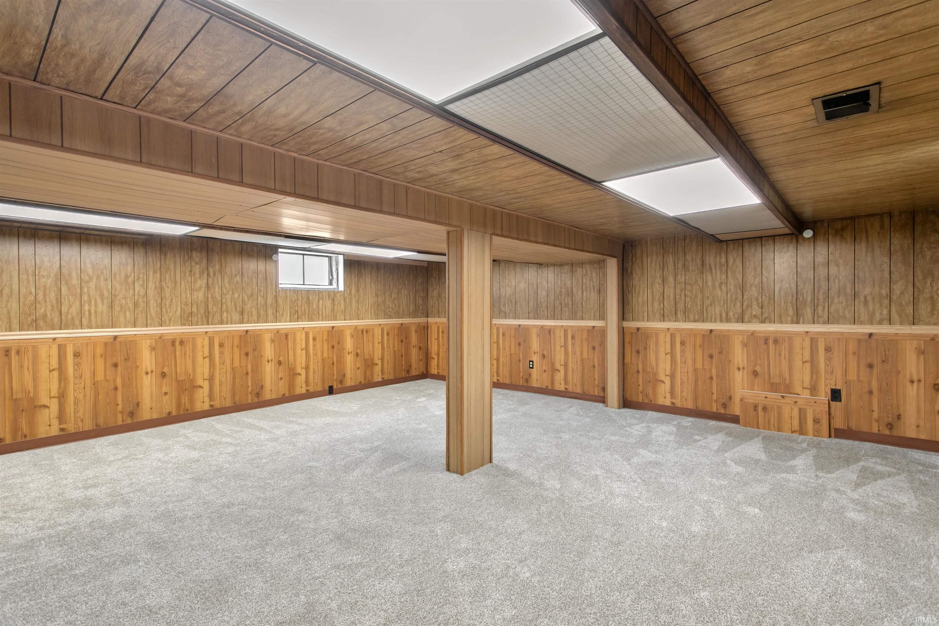 223 Prairie Avenue Mishawaka IN 46544