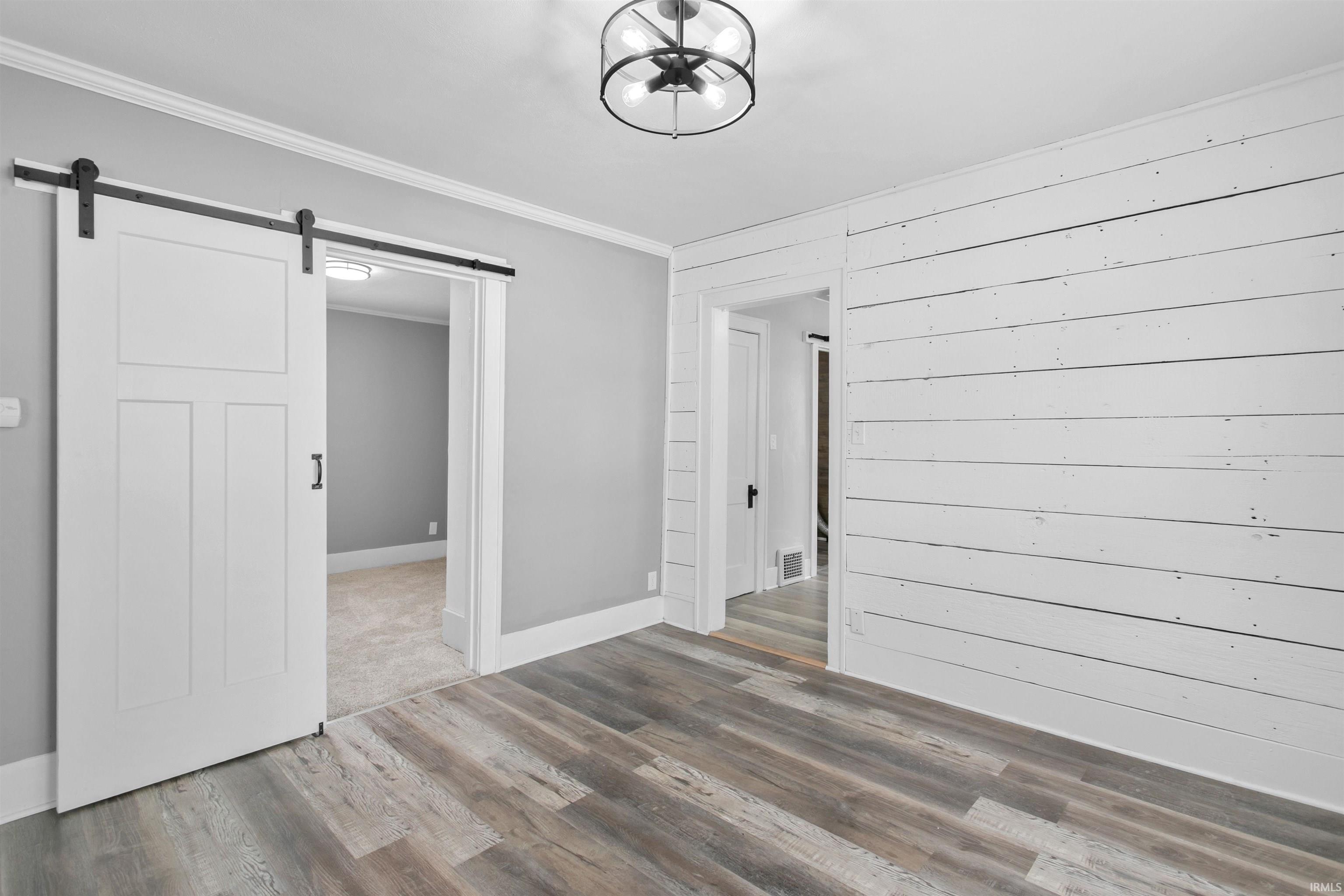 223 Prairie Avenue Mishawaka IN 46544