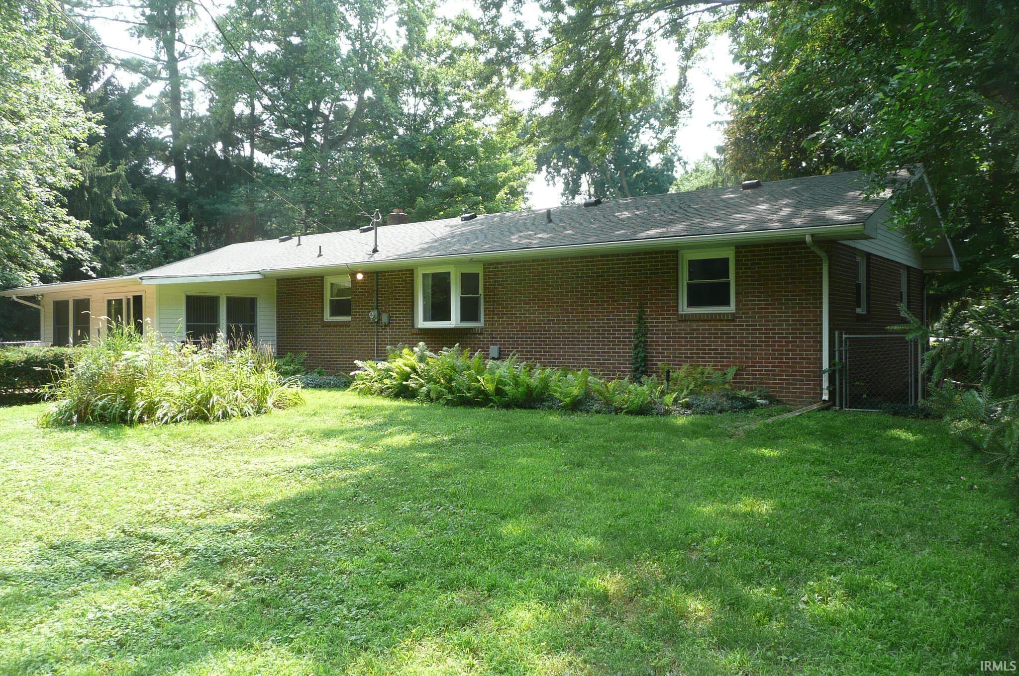 51678 Grape Road Granger IN 46530