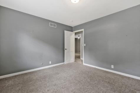 4934 Heckel Road Evansville IN 47725