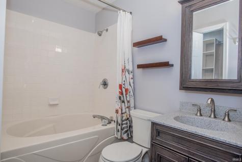 9105 Robey Meadows Lane Indianapolis IN 46234