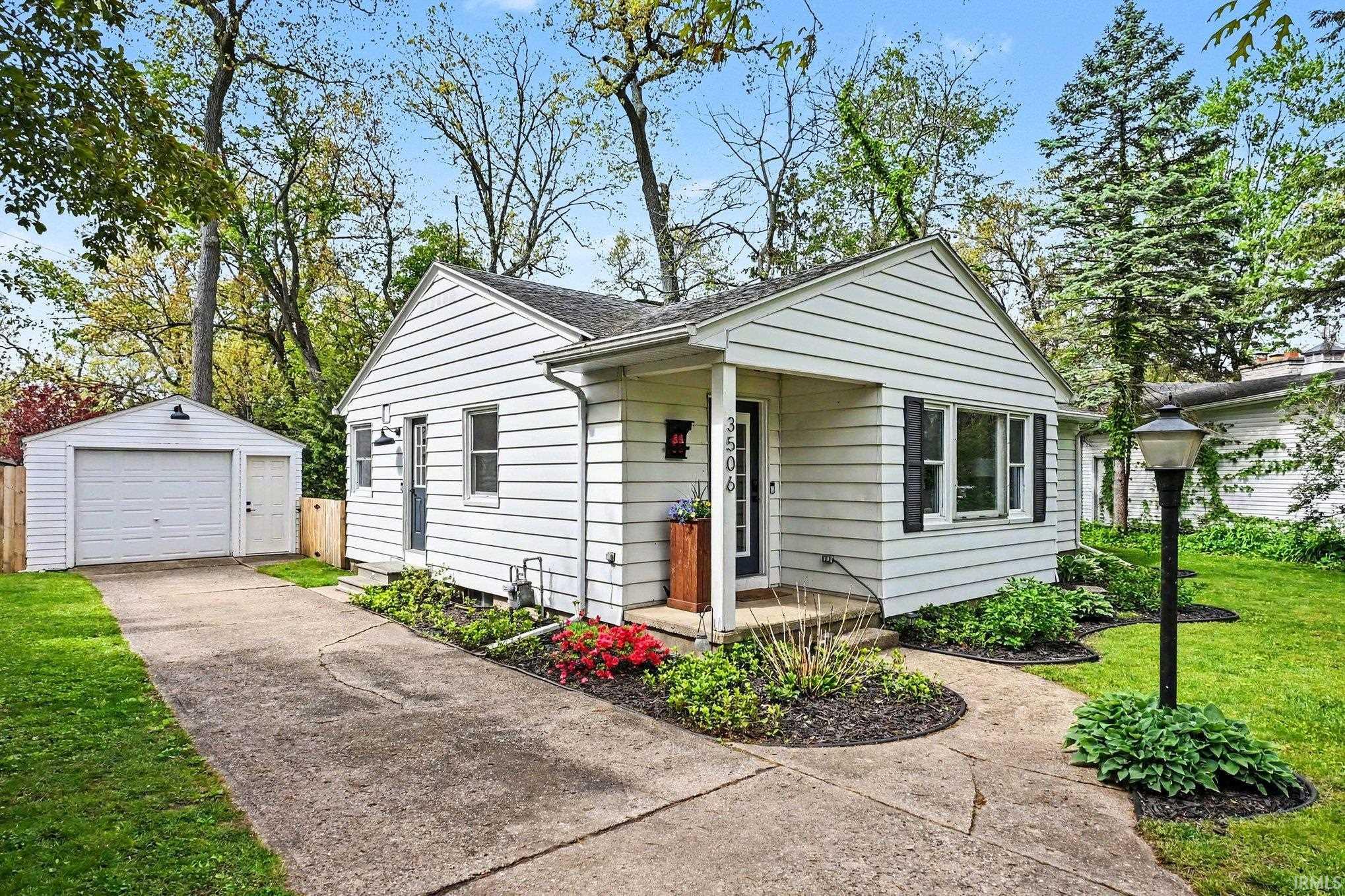 3506 Chevy Chase South Bend IN 46615
