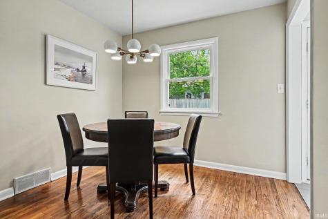 3506 Chevy Chase South Bend IN 46615