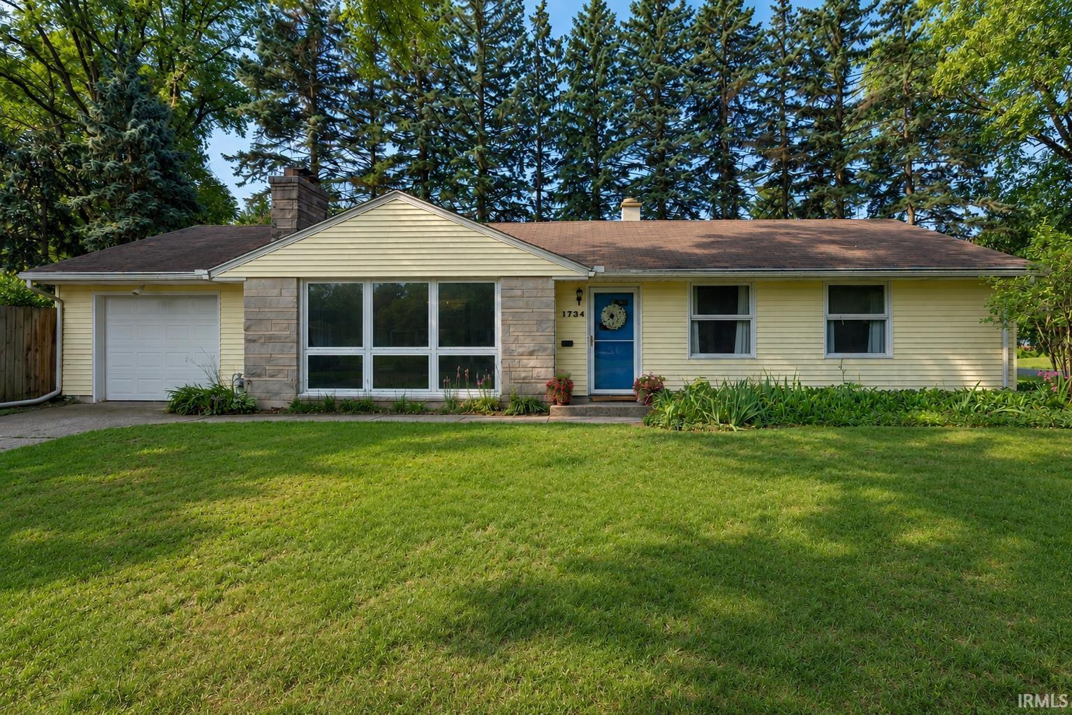 1734 Campeau Street South Bend IN 46617