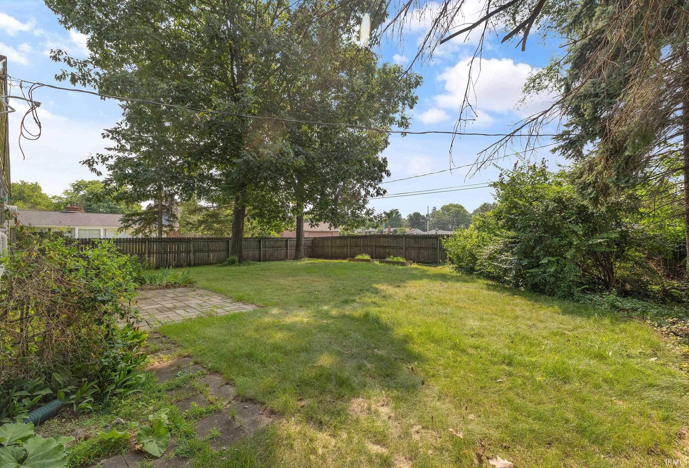 1734 Campeau Street South Bend IN 46617