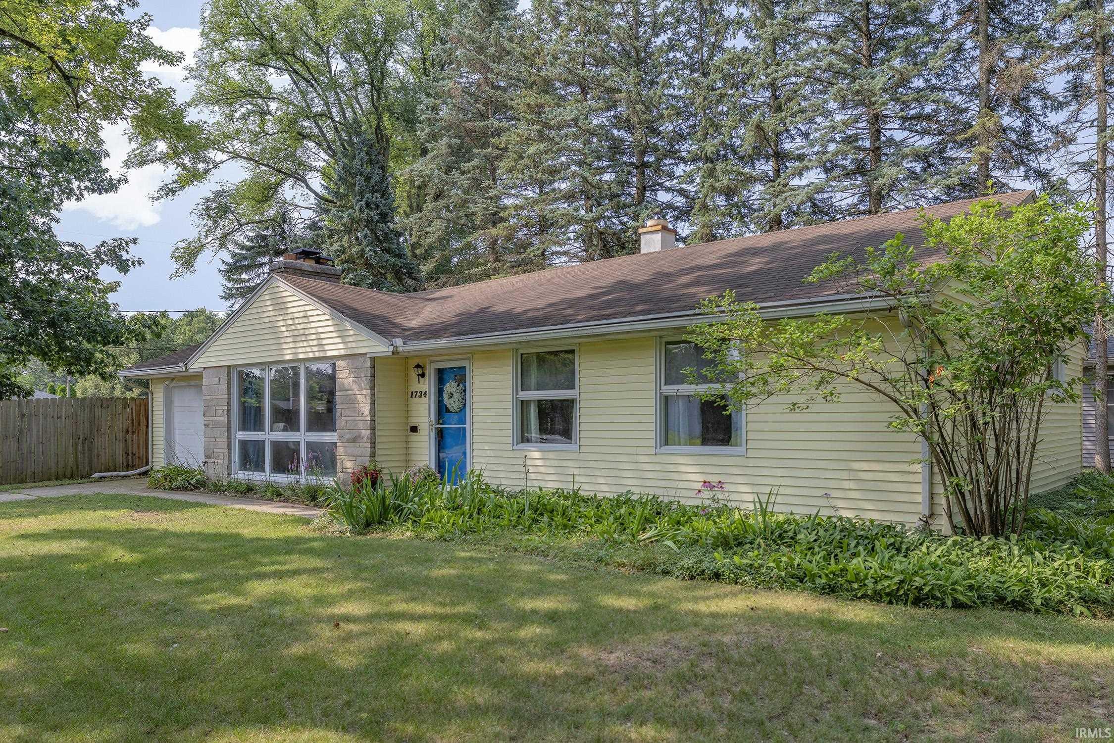 1734 Campeau Street South Bend IN 46617