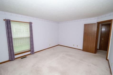 827 Sussex Court Lafayette IN 47909
