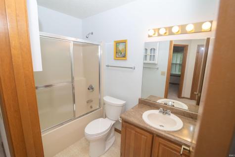 827 Sussex Court Lafayette IN 47909