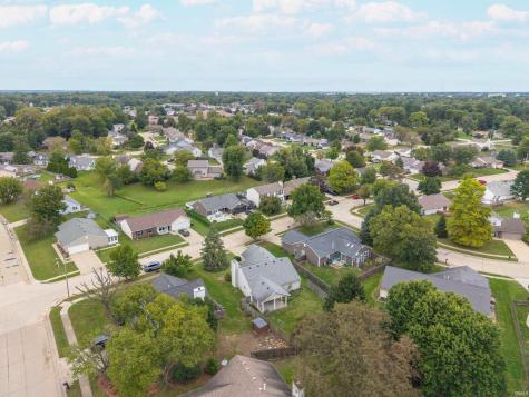 827 Sussex Court Lafayette IN 47909