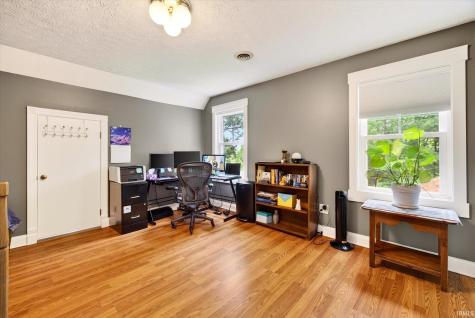 6250 W Tarkington Lane Bloomington IN 47403