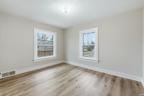931 Woodview Boulevard Fort Wayne IN 46806