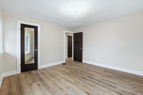 931 Woodview Boulevard Fort Wayne IN 46806