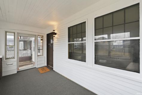 931 Woodview Boulevard Fort Wayne IN 46806