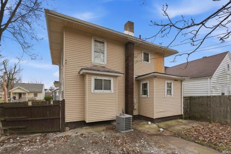 931 Woodview Boulevard Fort Wayne IN 46806