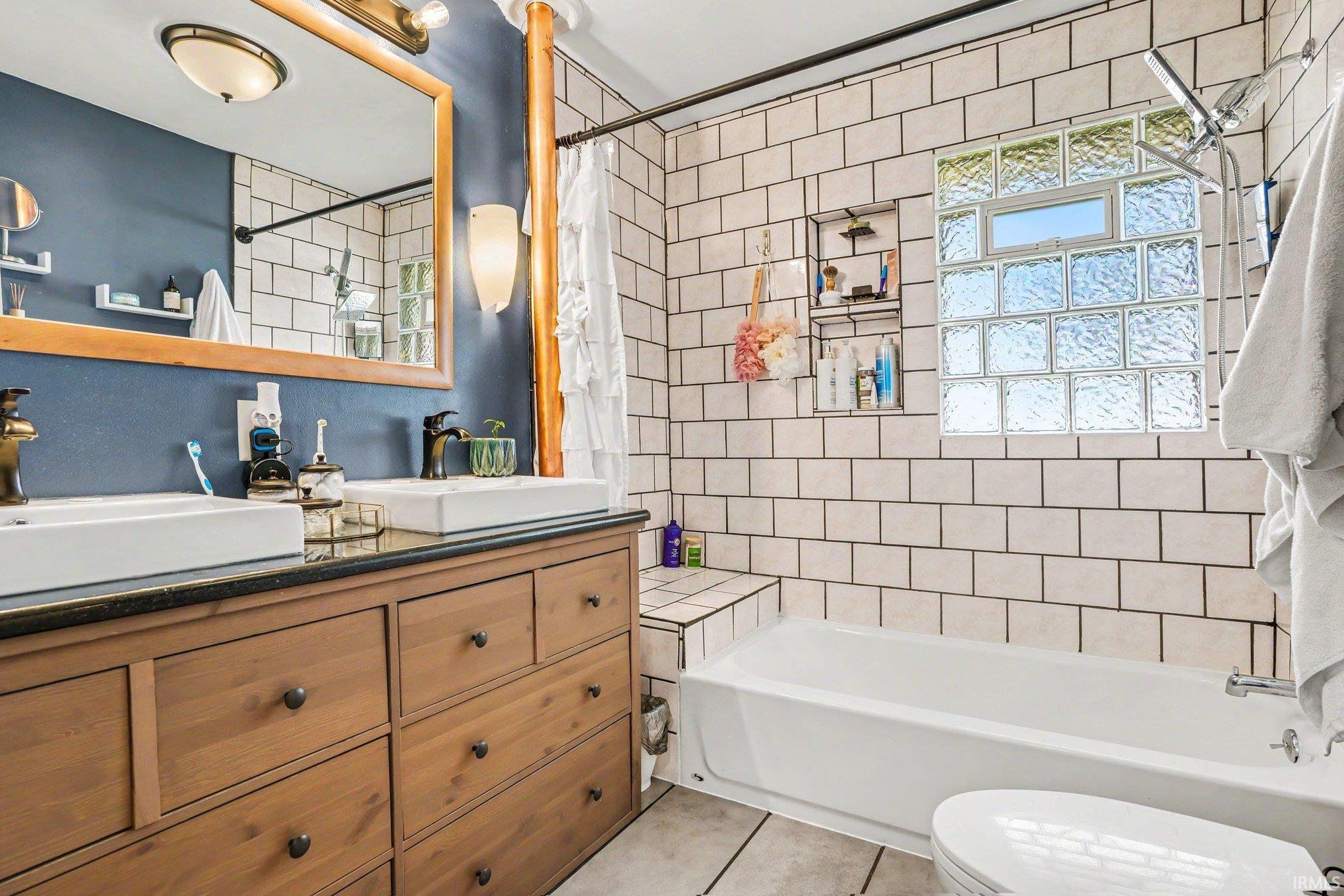 55195 Birch Road Osceola IN 46561
