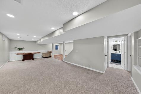 51530 Clubhouse Drive South Bend IN 46628