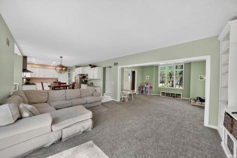 51530 Clubhouse Drive South Bend IN 46628