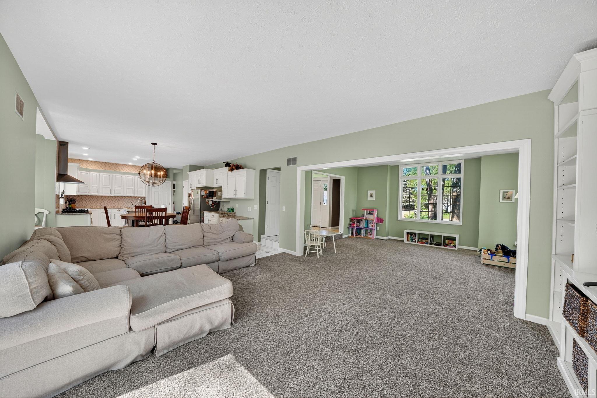 51530 Clubhouse Drive South Bend IN 46628