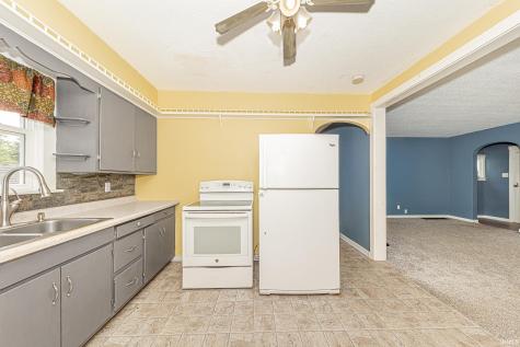 9100 E 500 S Wolcottville IN 46795