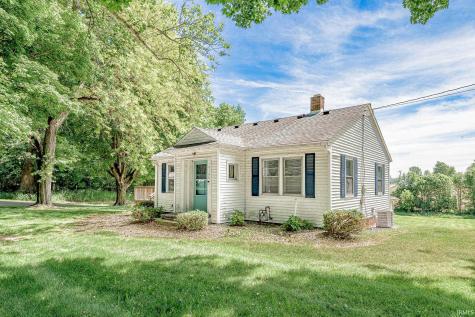 9100 E 500 S Wolcottville IN 46795