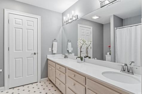 7811 Glacier Creek Dr 92 Drive Roanoke IN 46783