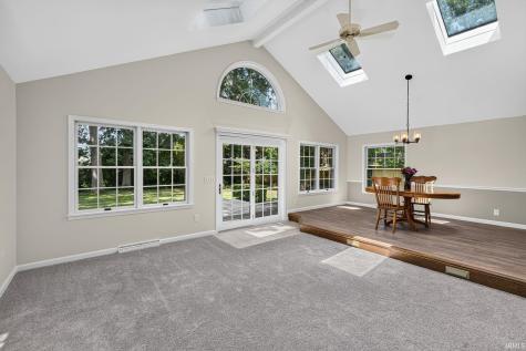 56039 Rio Lindo Drive Elkhart IN 46514