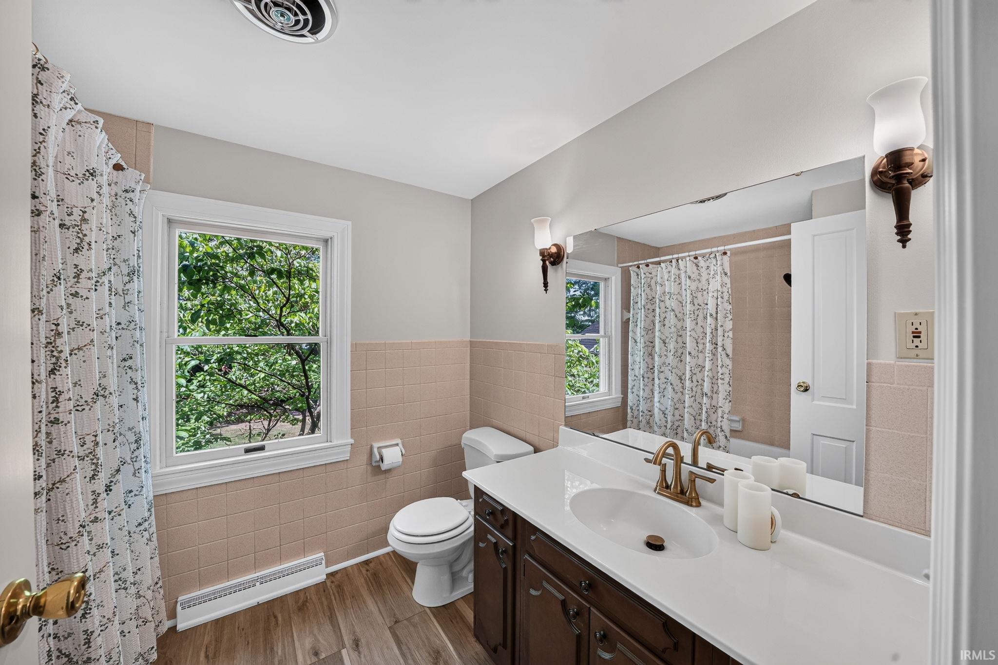 56039 Rio Lindo Drive Elkhart IN 46514