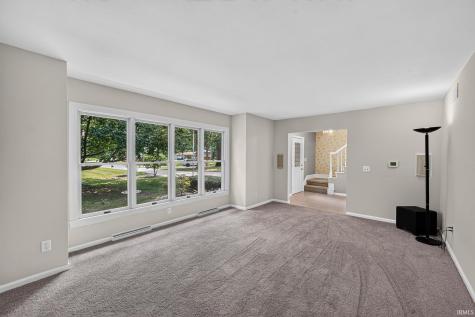 56039 Rio Lindo Drive Elkhart IN 46514