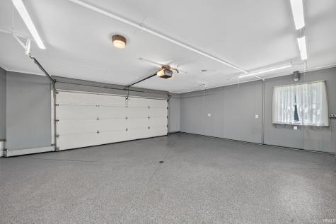 56039 Rio Lindo Drive Elkhart IN 46514