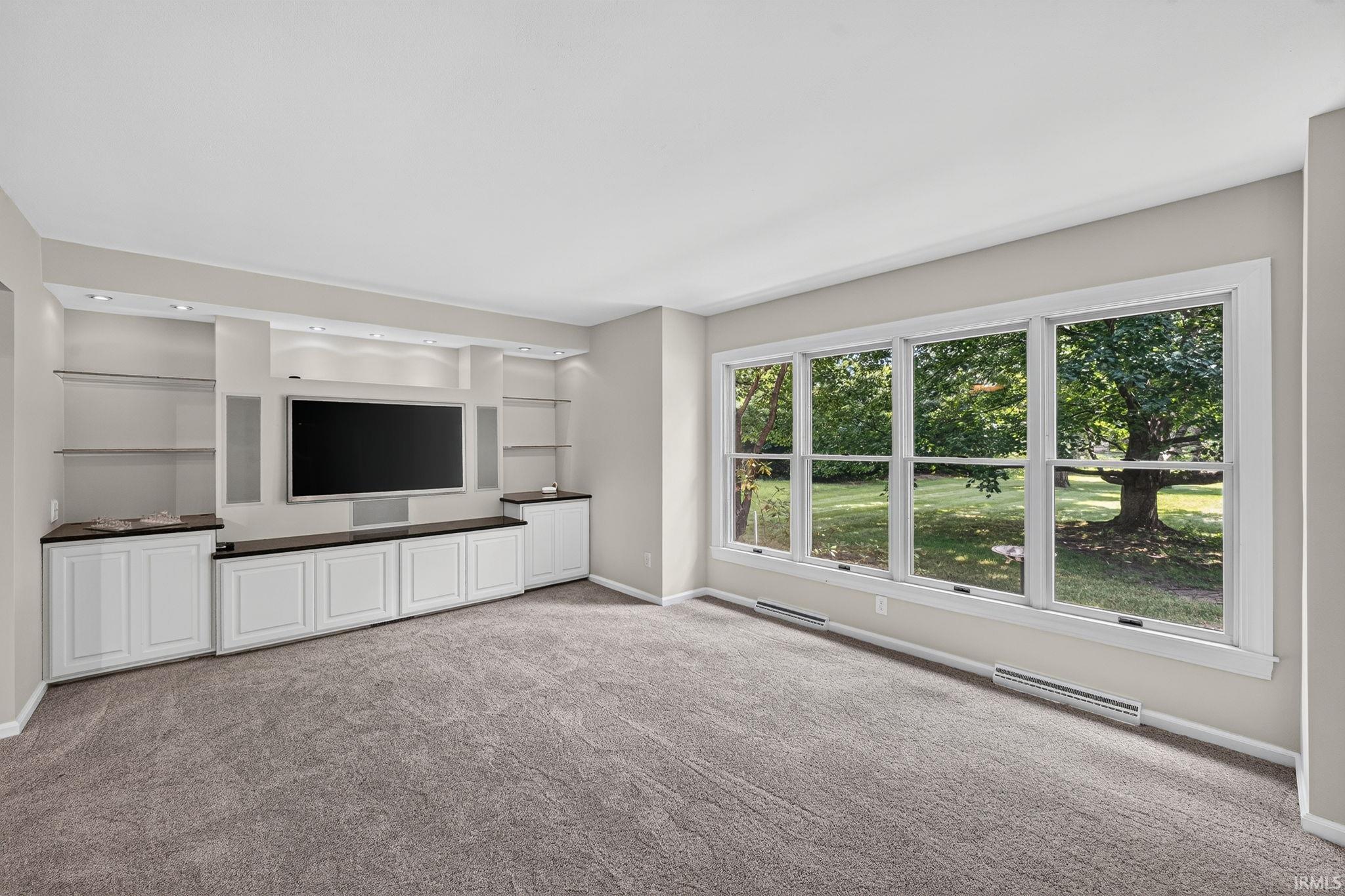 56039 Rio Lindo Drive Elkhart IN 46514