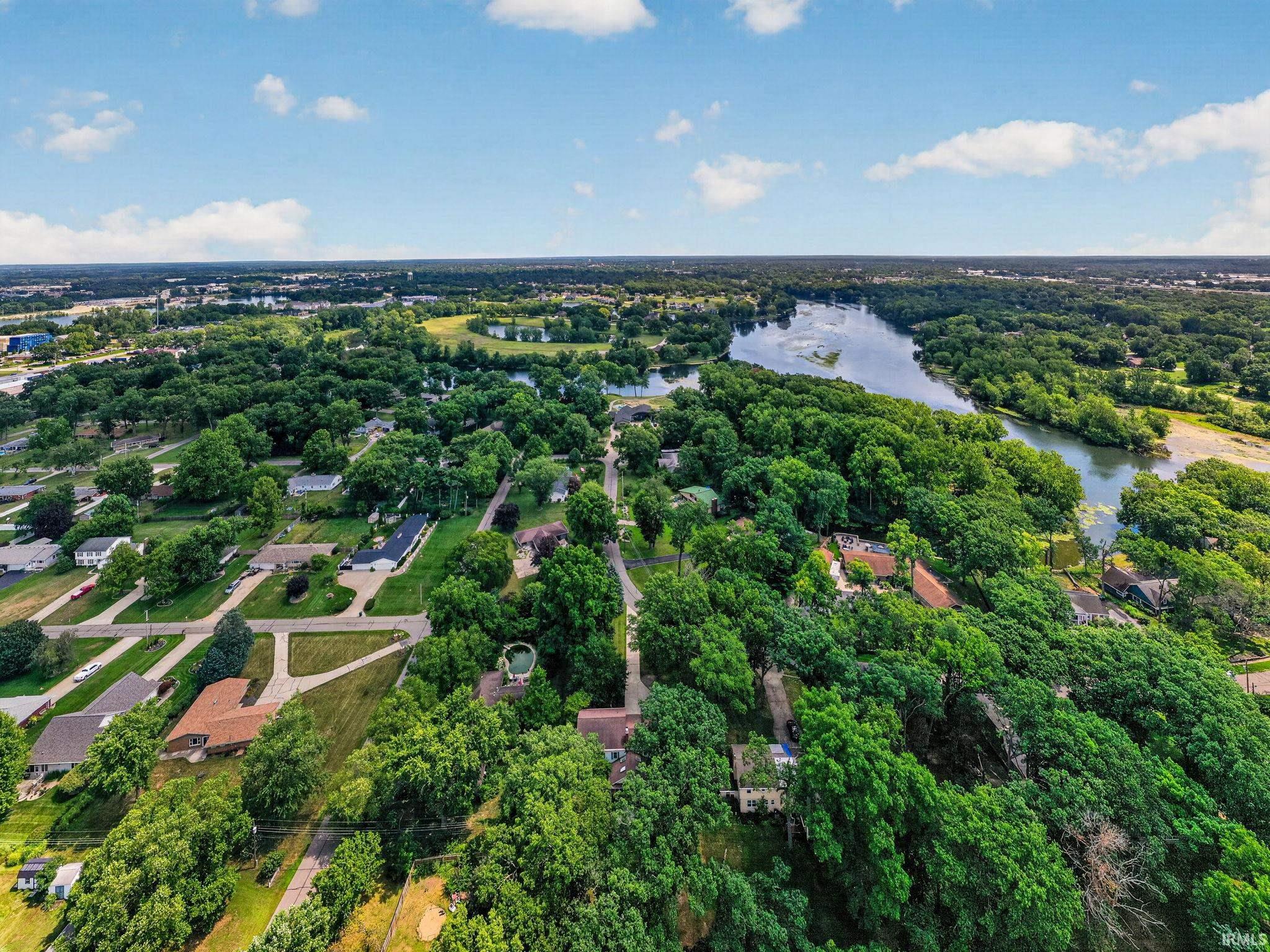 56039 Rio Lindo Drive Elkhart IN 46514