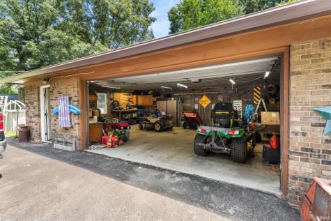 389 N Magnolia Drive Monticello IN 47960
