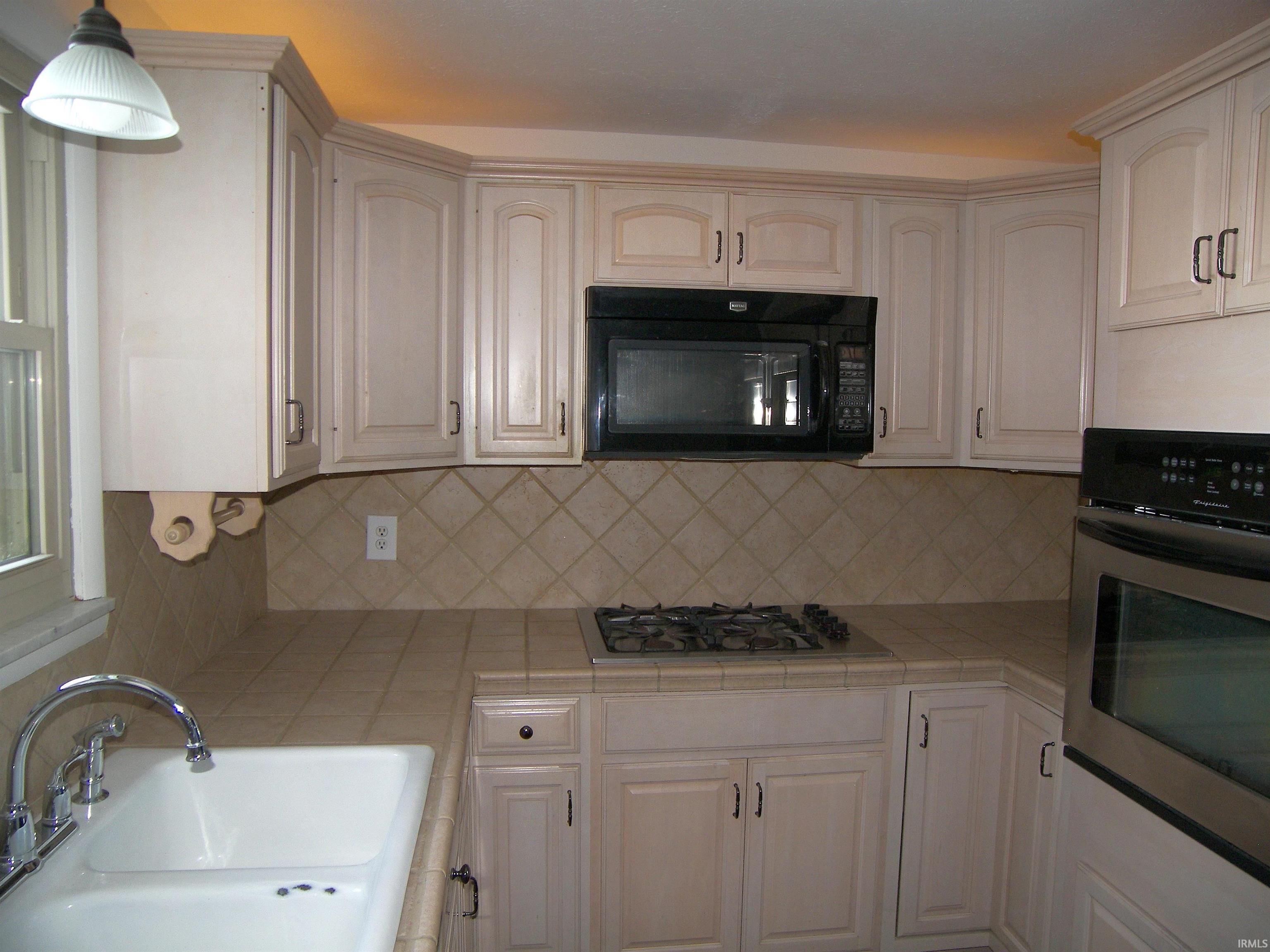 703 Ross Avenue Warsaw IN 46580