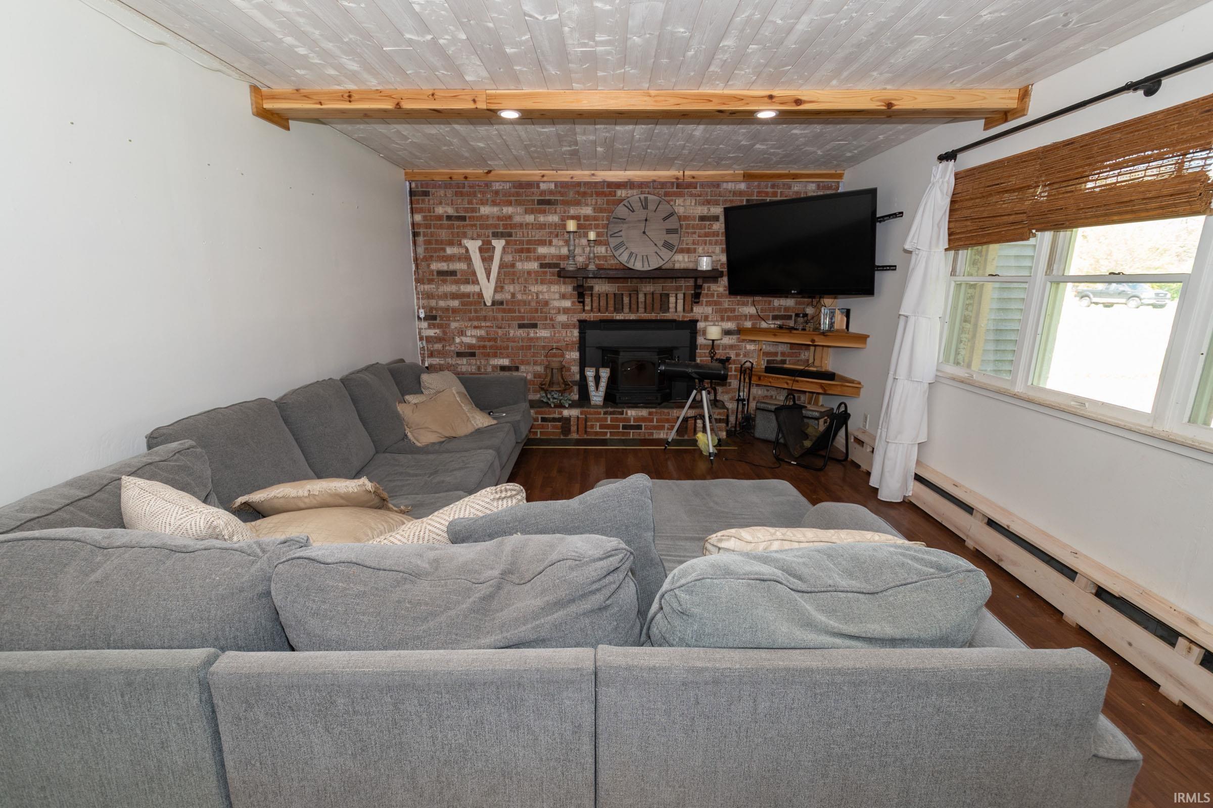 22 Shore Manor Court Bristol IN 46507