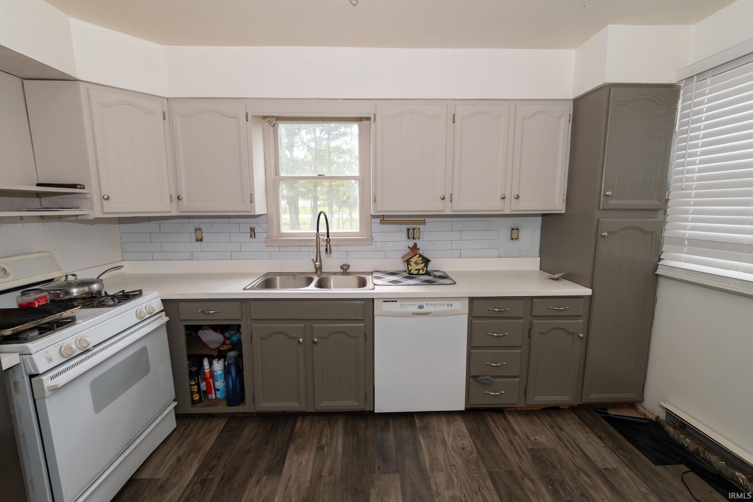22 Shore Manor Court Bristol IN 46507