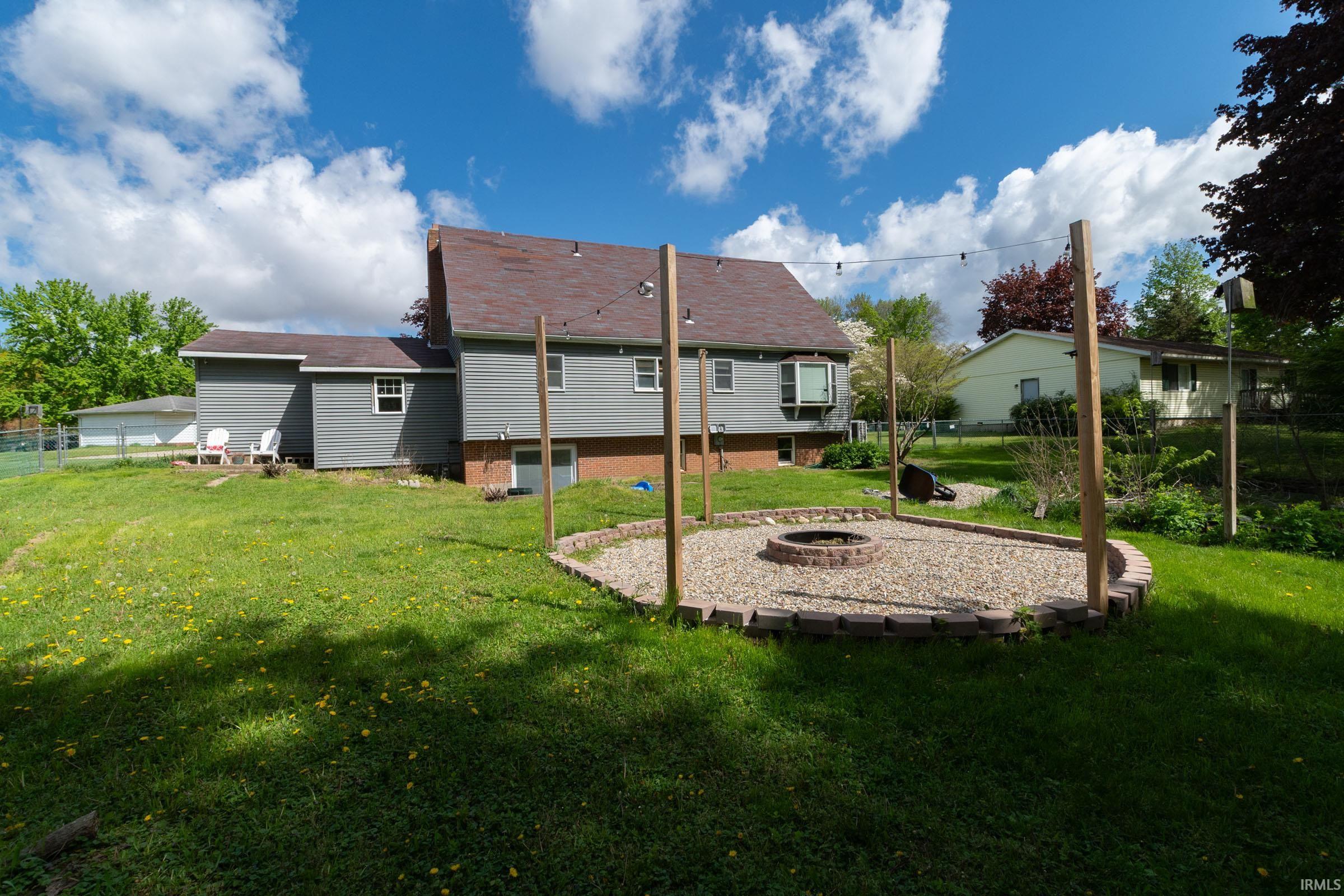 22 Shore Manor Court Bristol IN 46507