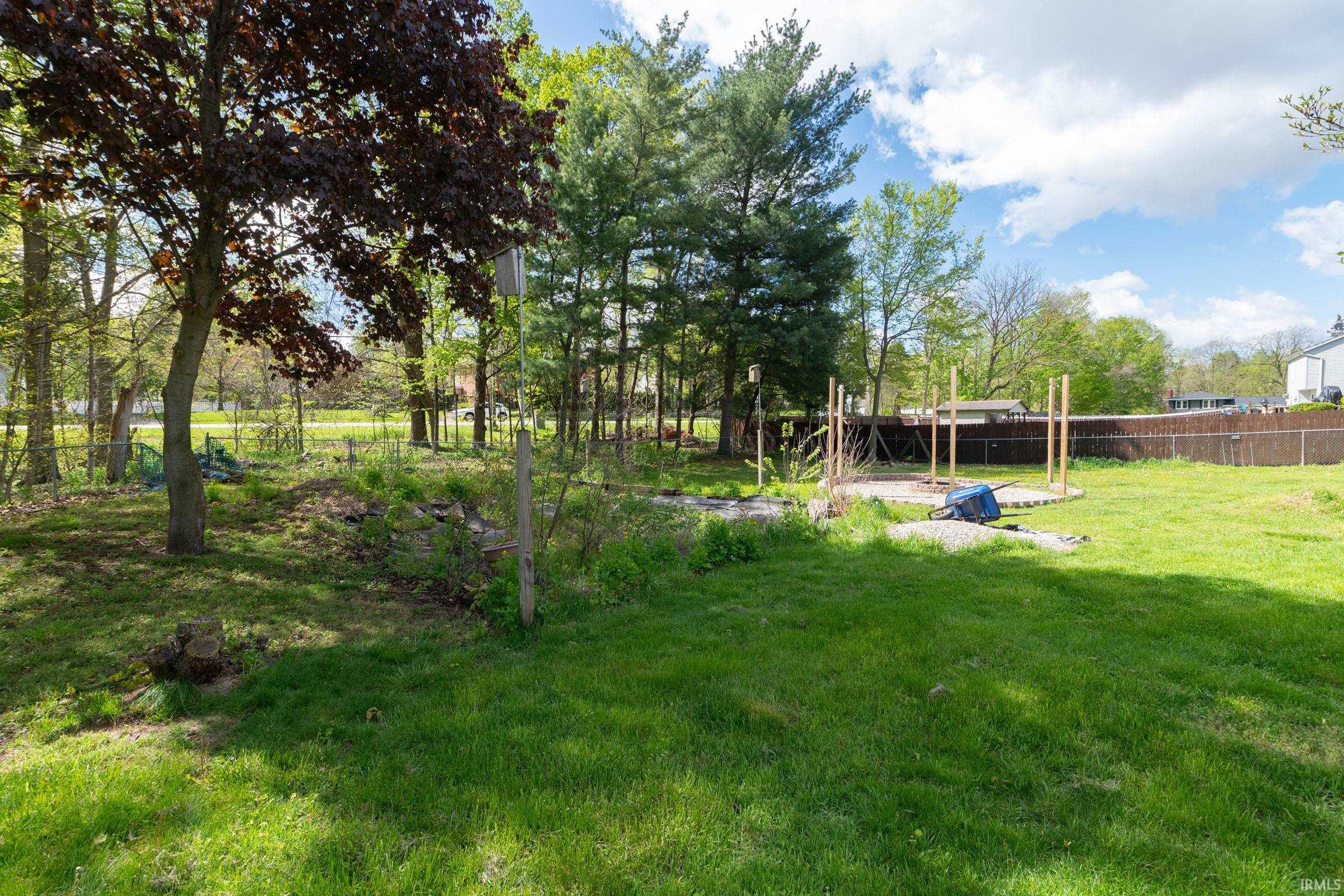 22 Shore Manor Court Bristol IN 46507