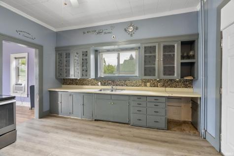 214 W Washington Street Monticello IN 47960