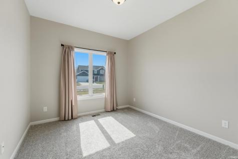 602 Pioneer Street Garrett IN 46738