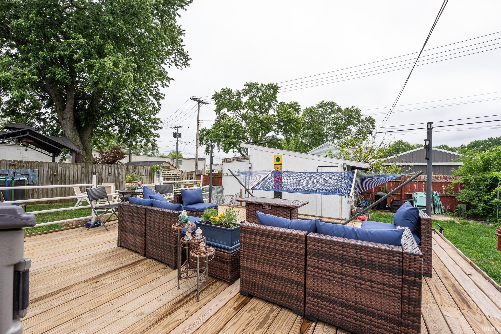 117 N Oakland Avenue Mishawaka IN 46544