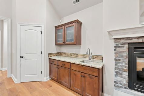 3717 Shinnecock Court Fort Wayne IN 46814