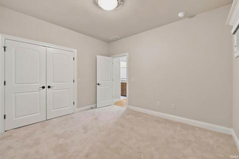 3717 Shinnecock Court Fort Wayne IN 46814