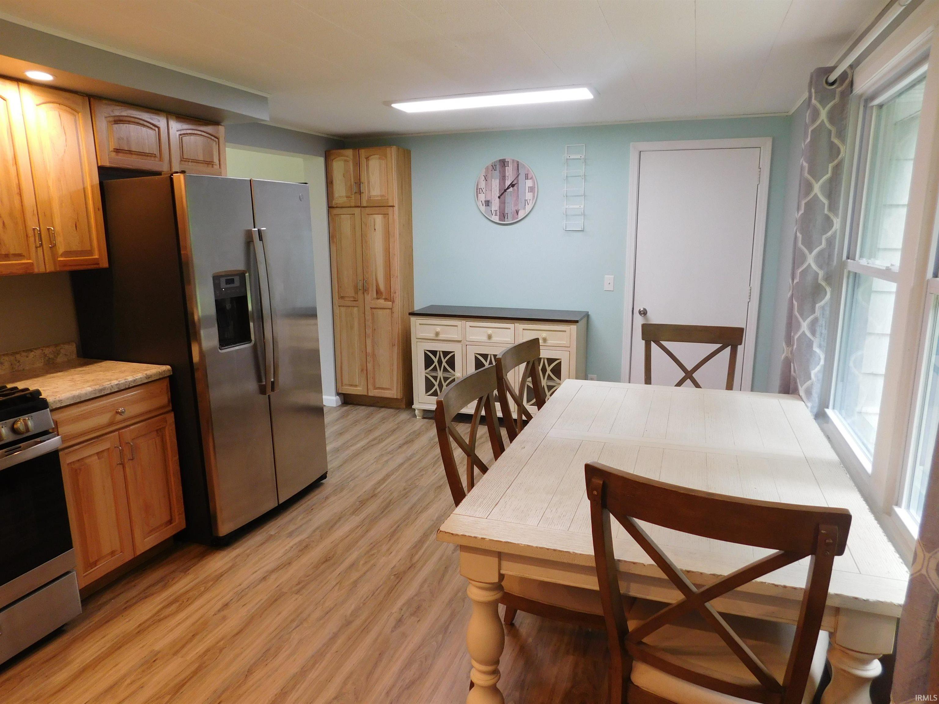 7531 W Crystal Lake Road Warsaw IN 46580